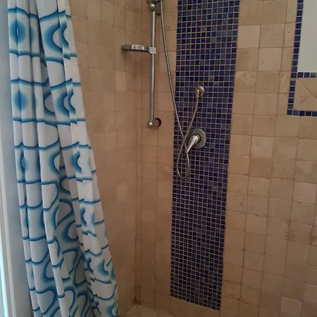 Apartman Elegant In With Sea View